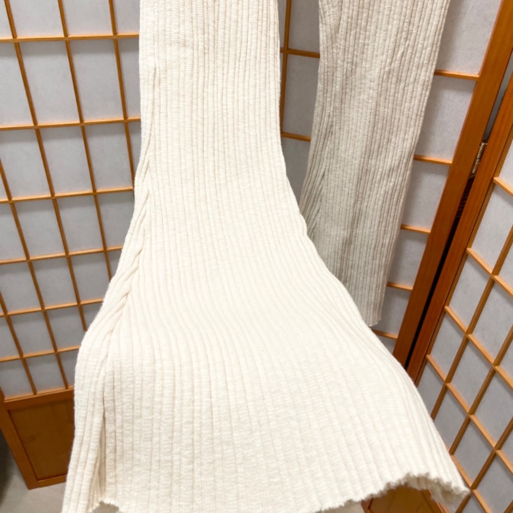 • Urban Outfitters Rosie Ribbed Flare Lounge Pant In Ivory L • - Picture 10 of 12